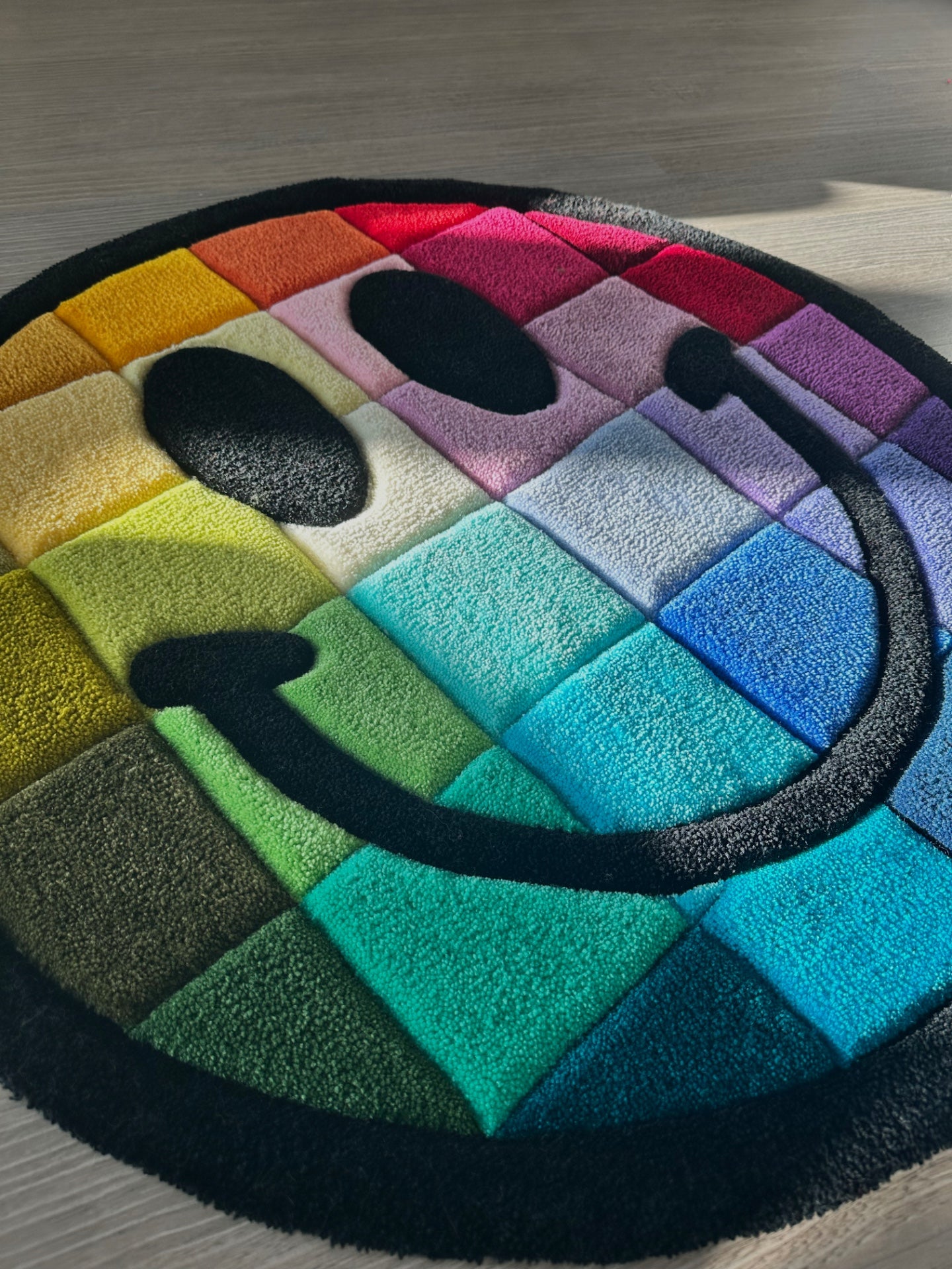 90cm Smiley Rug with 33 Colors